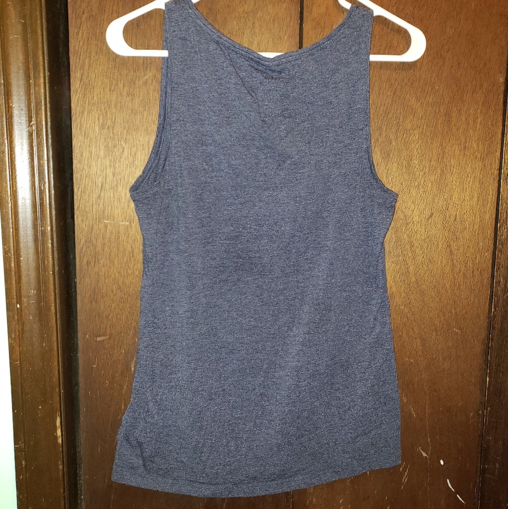 H&M basic tanktop - Picture 3 of 3